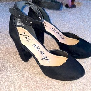 Black MTI Design brand heels with chunky heel
